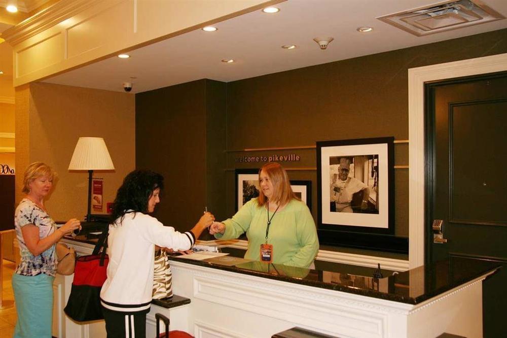 Hampton Inn Pikeville Interiør bilde